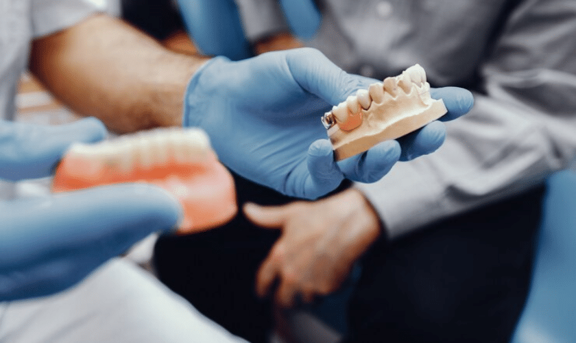 What Happens When a Dental Crown Breaks