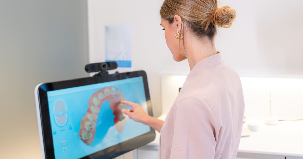 Why Are Emergency Dentists Trained in Urgent Care